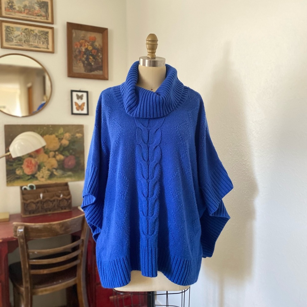 Chunky cable knit oversized cobalt blue sweater